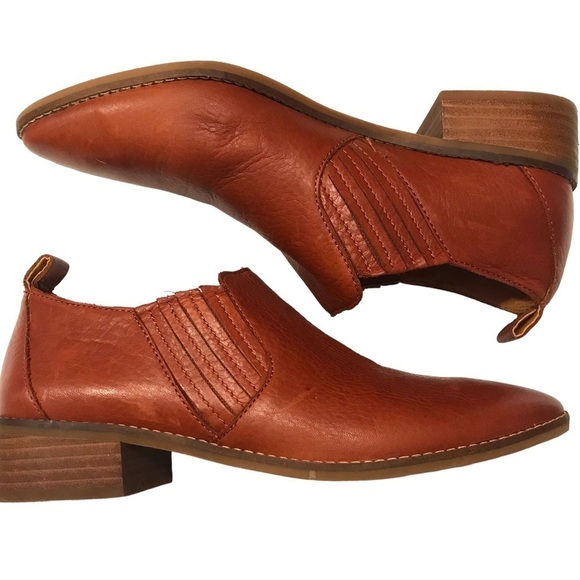 Lucky Brand Lenci Leather Slip On Block Heel Western Style Bootie Womens 8M - Picture 1 of 10